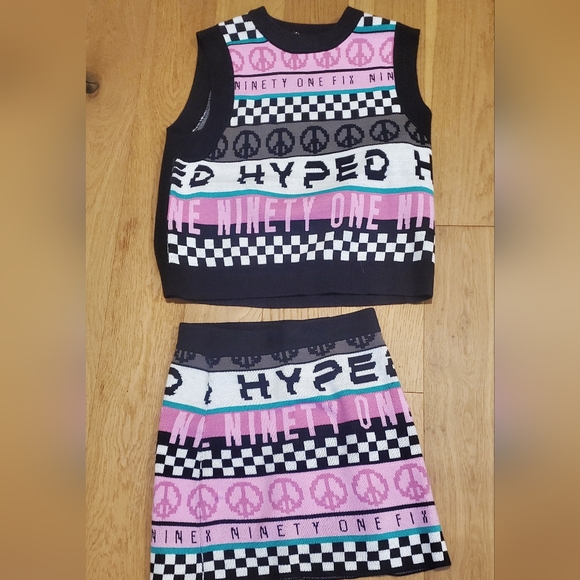 H&M graphic knit skirts set - Picture 5 of 7